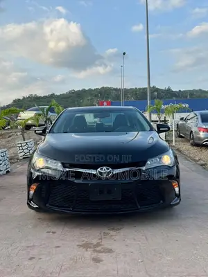 Toyota Camry SE 4dr Sedan (2.5L 4cyl 6A) 2016 Matt Black