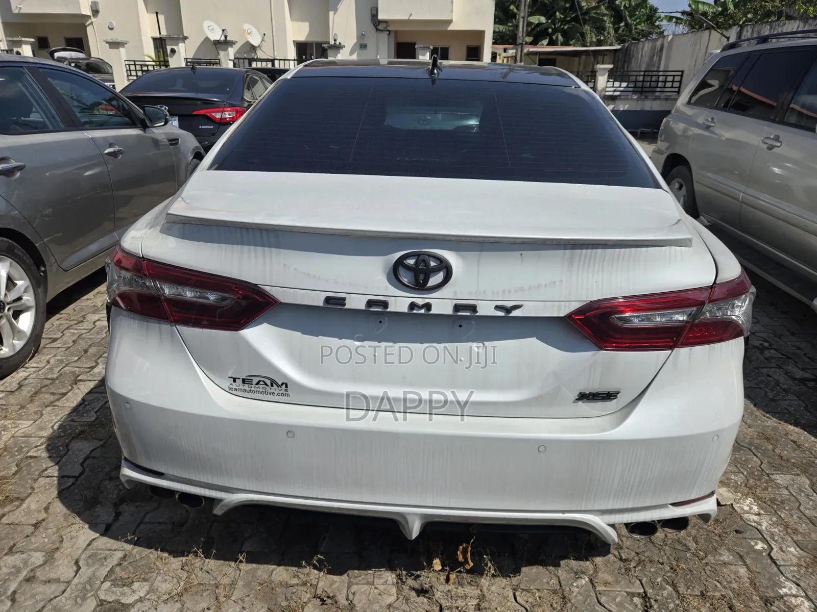 Toyota Camry XSE FWD (2.5L 4cyl 8AM) 2018 White