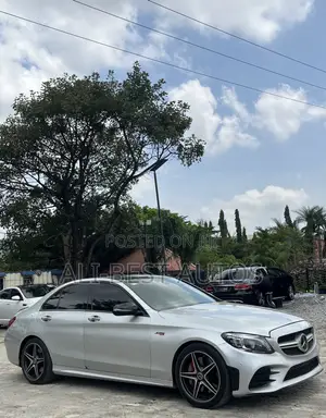 Mercedes-Benz C-Class 2016 Silver