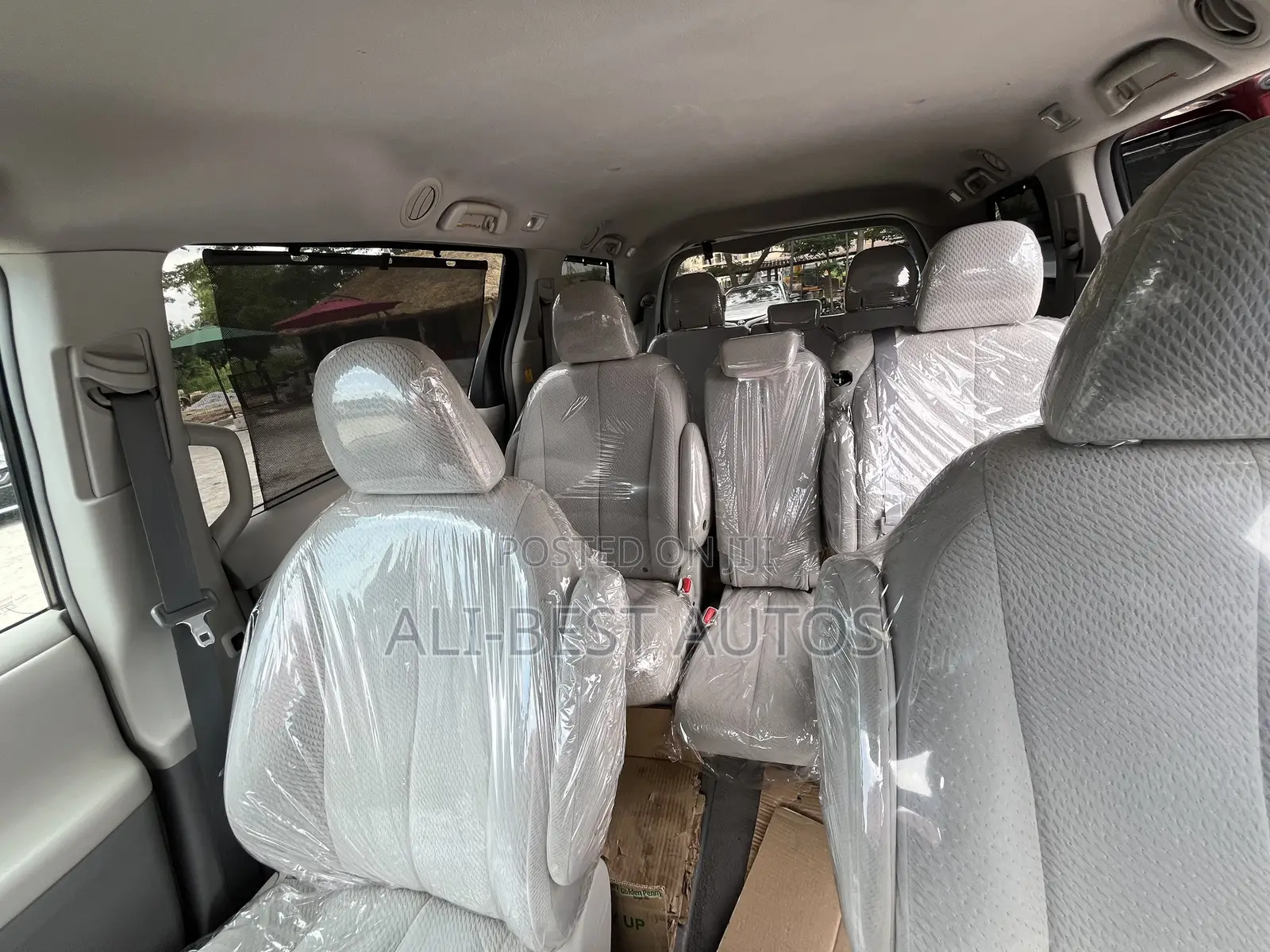 Toyota Sienna 2010 Maroon