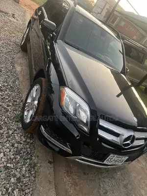 Mercedes-Benz GLK-Class 350 2014 Black