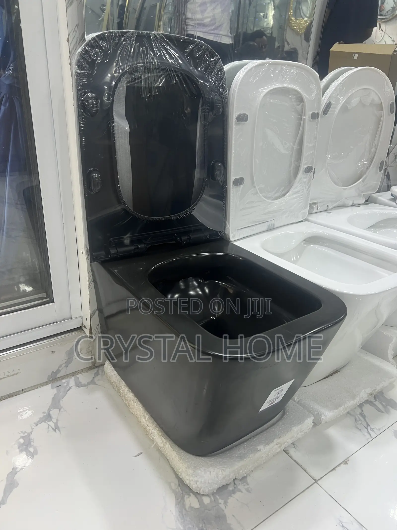 Black Conceal Wc