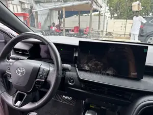 Toyota Camry SE 2025 Black
