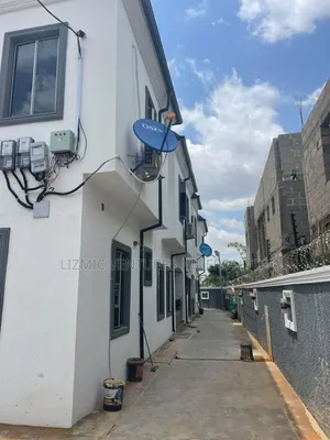 2bdrm Apartment in Royal Estate, Isheri / Egbe Idimu for rent