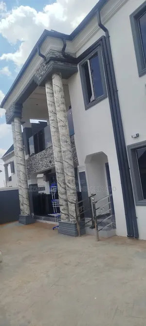 2bdrm Apartment in Royal Estate, Isheri / Egbe Idimu for rent