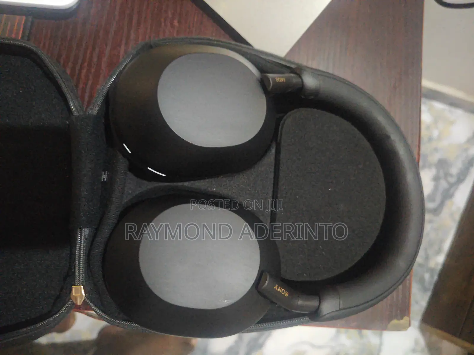 Sony WH-1000XM5