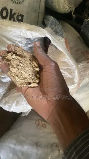 Biscuits Dust