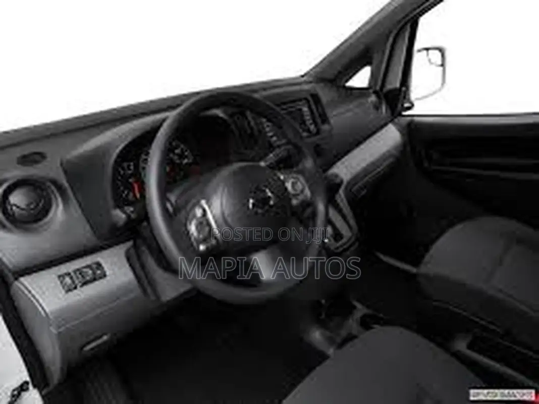 Nissan NV200 2017 White