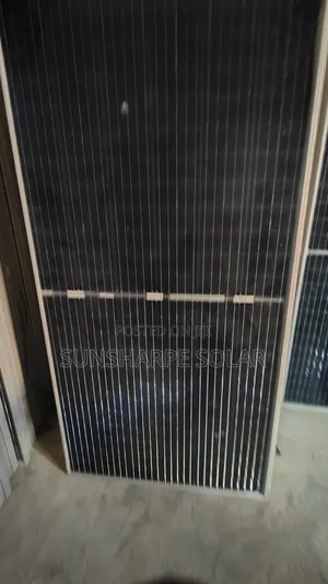 520w Jinko Solar Panel