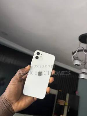 Apple iPhone 11 64 GB Black