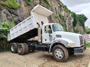 Mack Vison Truck