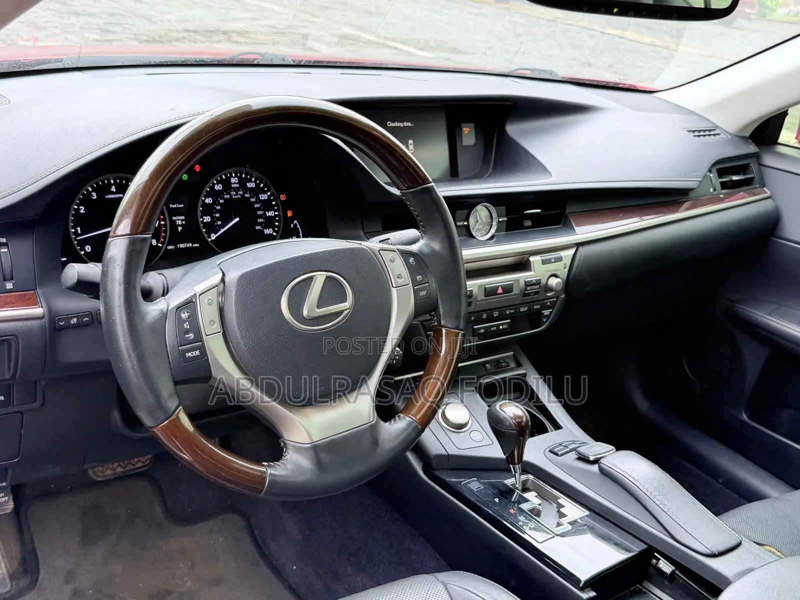 Lexus ES 2015 Red