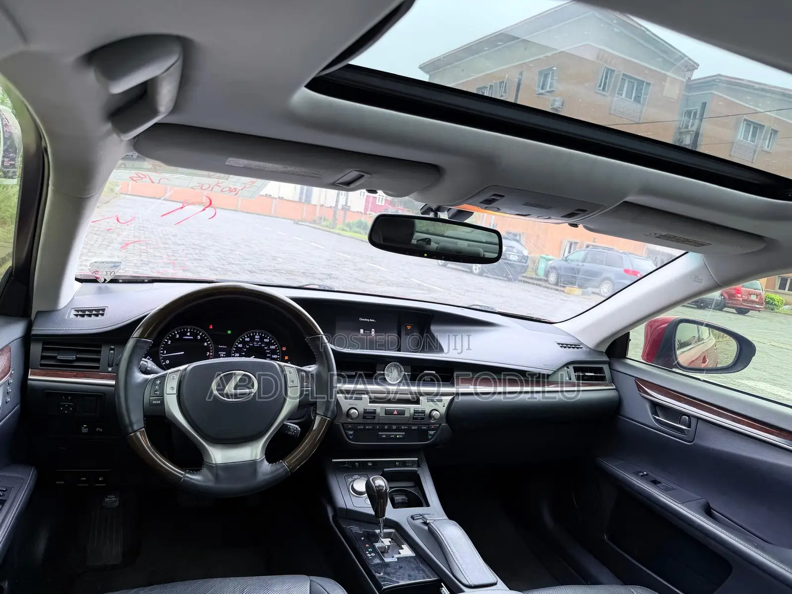 Lexus ES 2015 Red