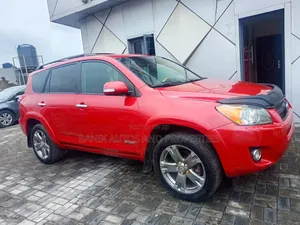 Toyota RAV4 2012 Red