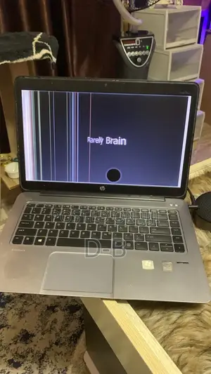 Laptop HP EliteBook 1030 8GB Intel Core i5 SSD 512GB