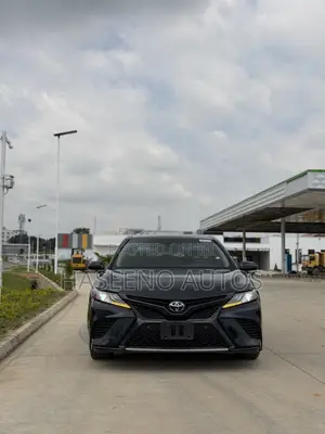 Toyota Camry XSE V6 FWD (3.5L 6cyl 8AM) 2018 Blue
