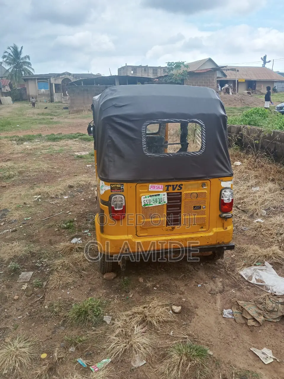 TVS King Cargo 2024 Yellow