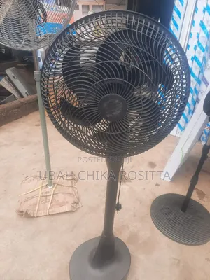 A Fineco Floor Fan 18 Inches