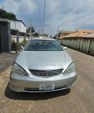 Toyota Camry 2006 Silver