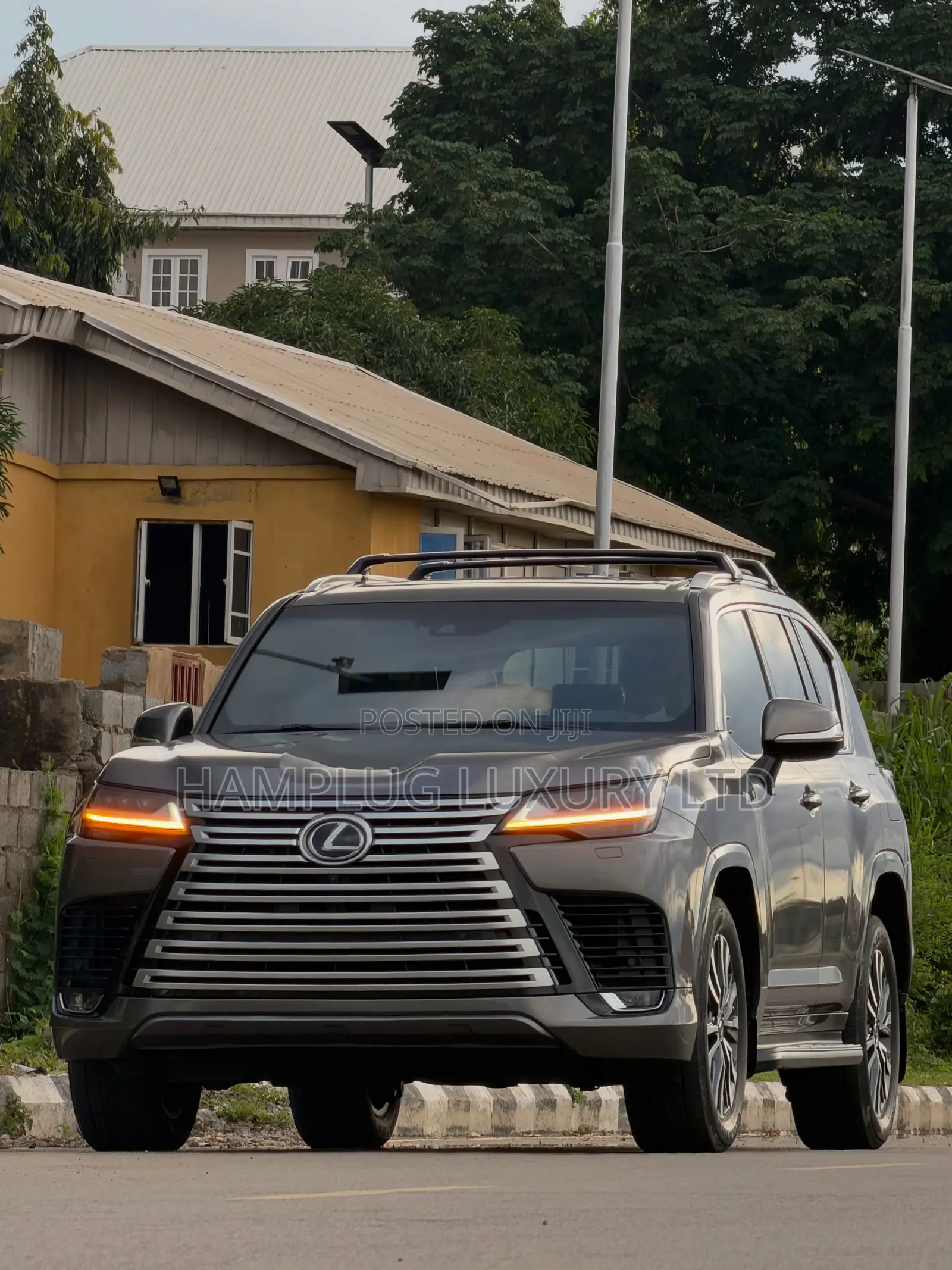 Lexus LX 2023 Brown