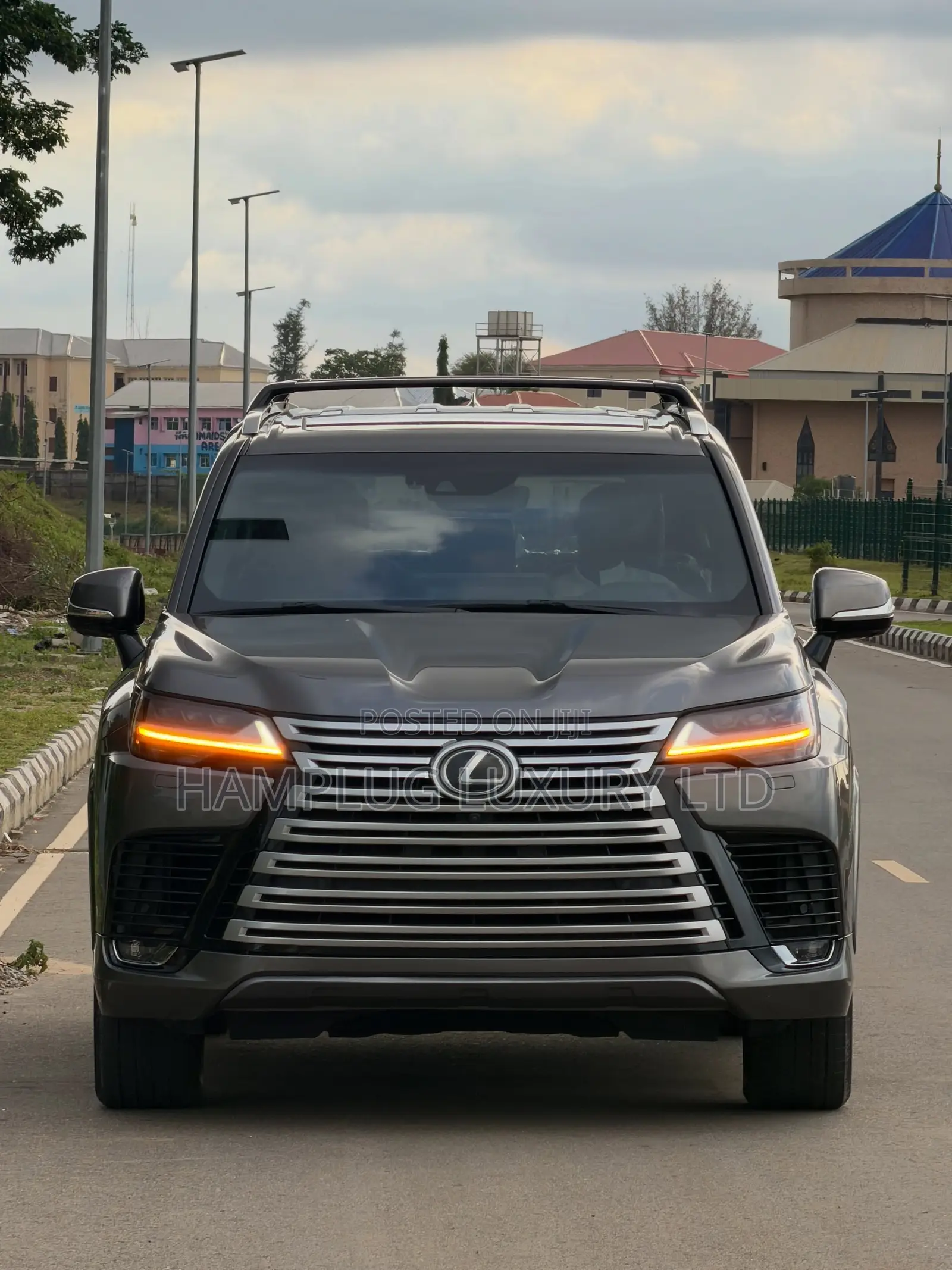 Lexus LX 2023 Brown