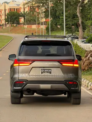Lexus LX 2023 Brown