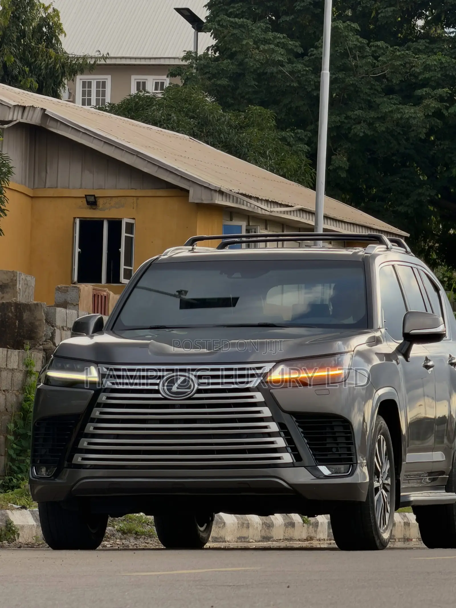 Lexus LX 2023 Brown