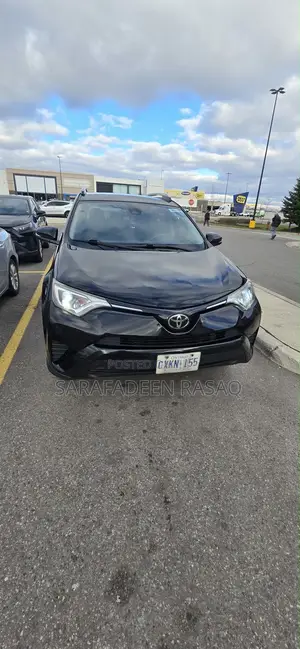 Toyota RAV4 LE 4dr SUV AWD (2.5L 4cyl 6A) 2018 Black
