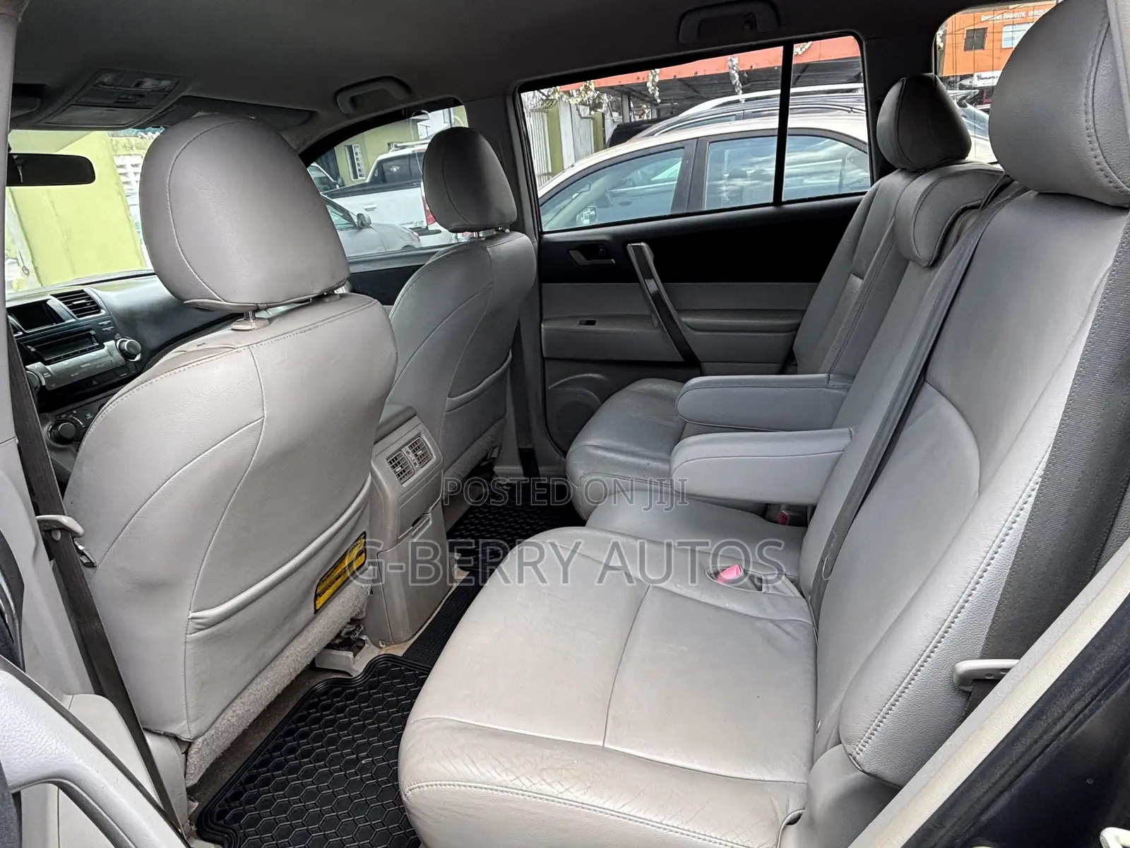 Toyota Highlander V6 2009 Gray