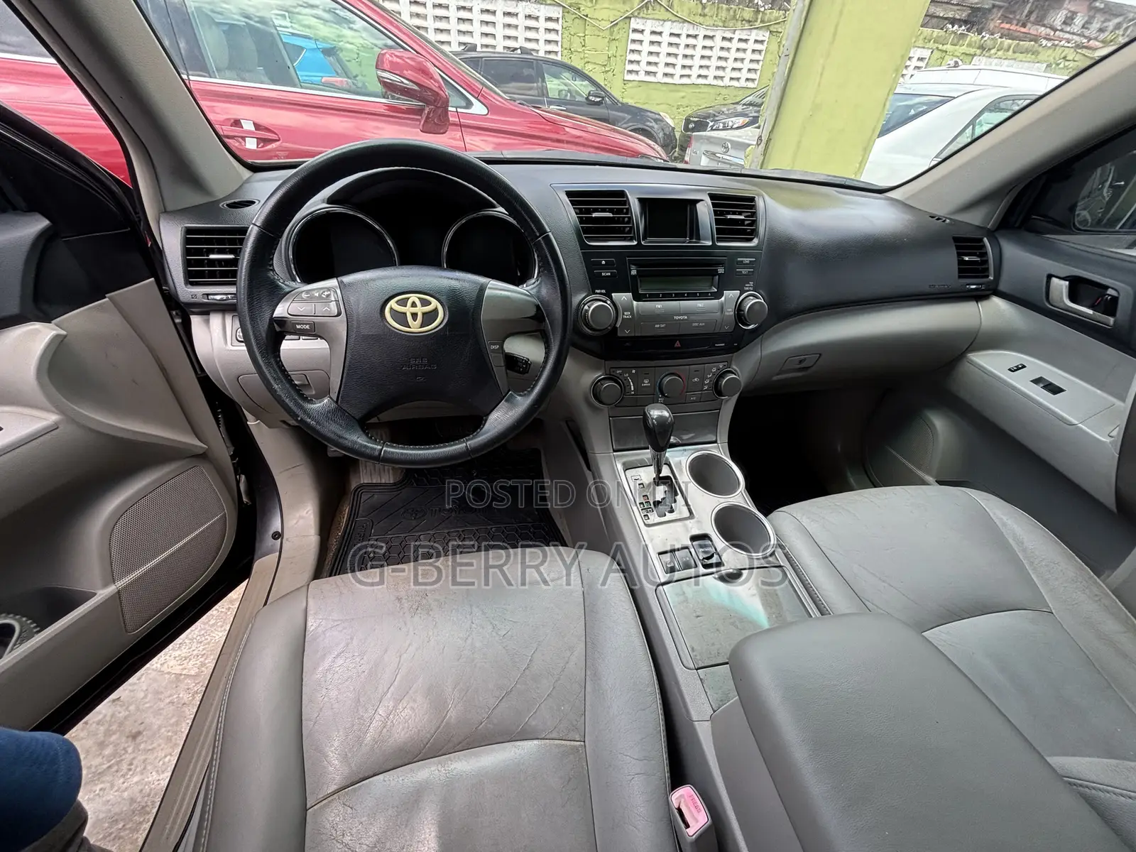 Toyota Highlander V6 2009 Gray