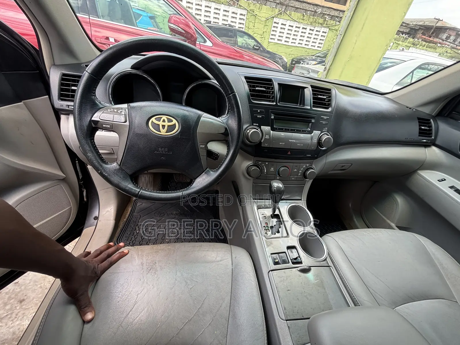 Toyota Highlander V6 2009 Gray