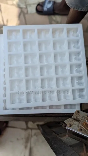 Concrete Spacer Mould (Biscuit) 20x25mm and 40x50mm
