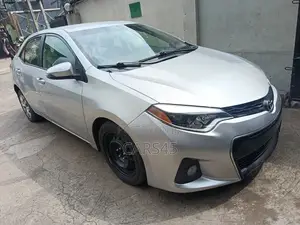 Toyota Corolla 2014 Silver