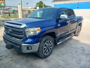 Toyota Tundra 2014 Blue