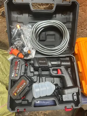 Cordless Pressure Washer