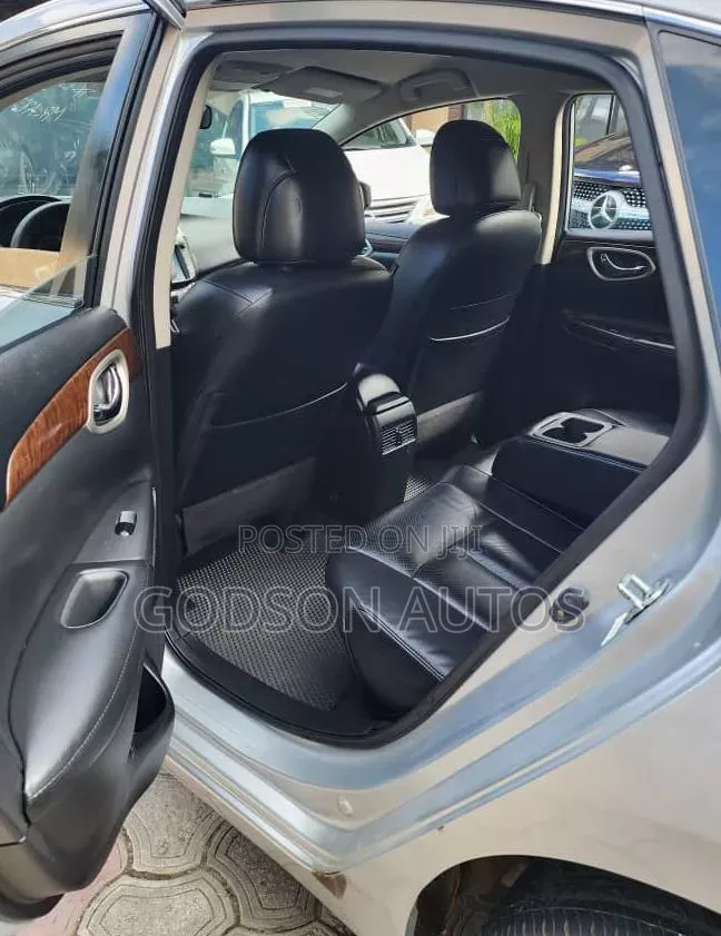Nissan Sentra 2014 Silver