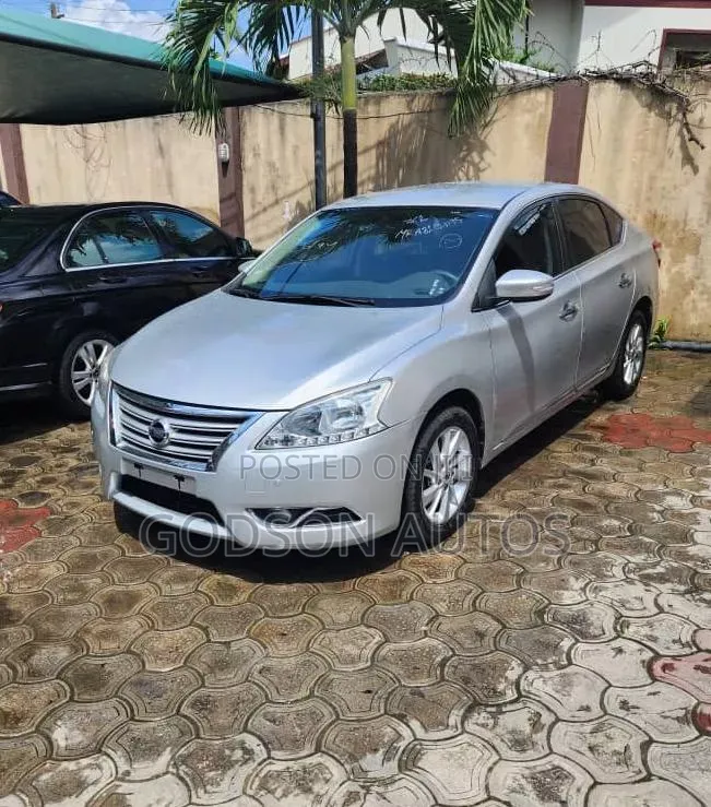 Nissan Sentra 2014 Silver
