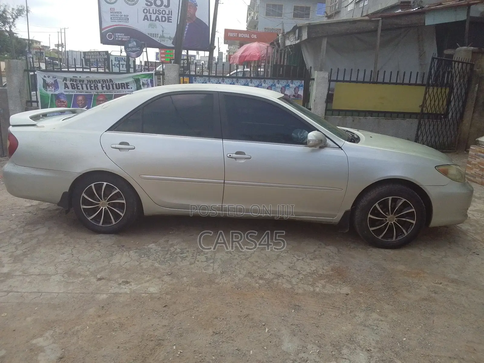 Toyota Camry 2002 Silver