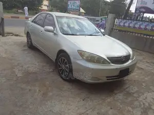 Toyota Camry 2002 Silver