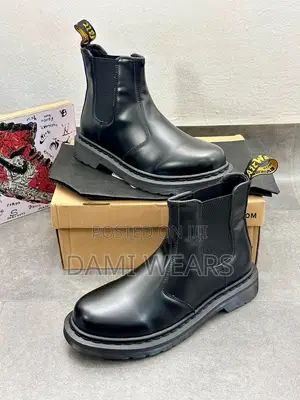 Mono Chelsea Boot