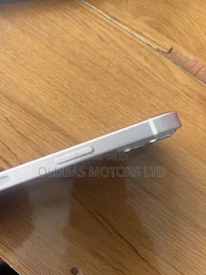 Apple iPhone 13 128 GB Silver