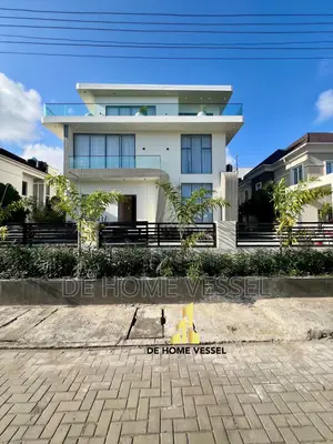 5bdrm Duplex in Osapa london for sale