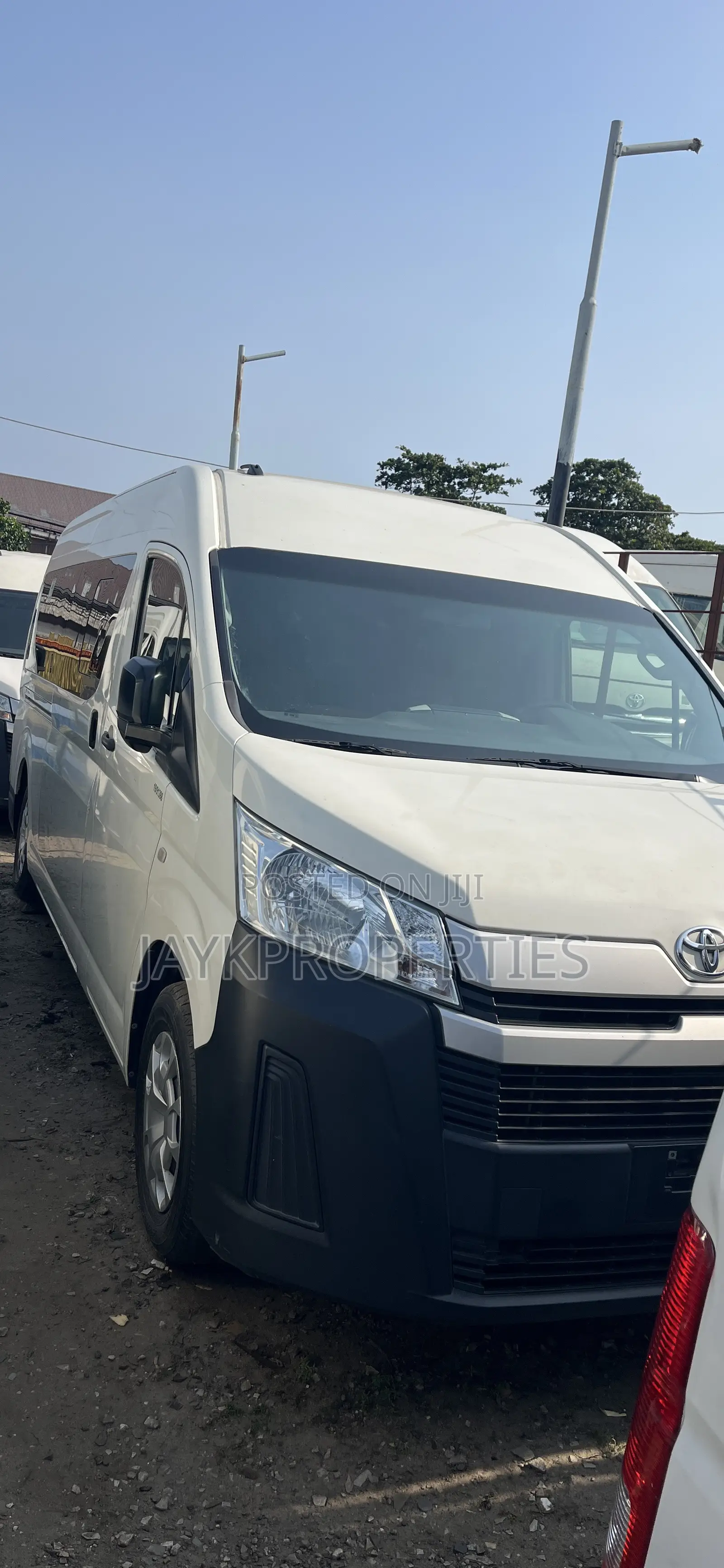 Toyota HiAce 2020 White