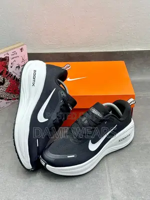 Nike Vomero Plus Black and White