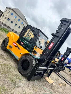 10TON Mobile Forklift Truck