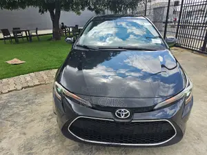 Toyota Corolla LE (1.8L 4cyl 2A) 2019 Blue