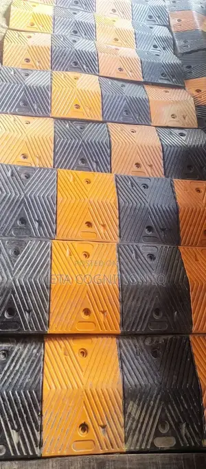 Rubber Speed Bump at a Discount Price Unboxed