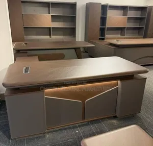 Executive Wooden Boss Office Table With Extension.