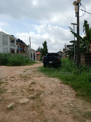 Unusual 450sqm Inside the Prestigious Kayfarm Estate Ogba. N54mill