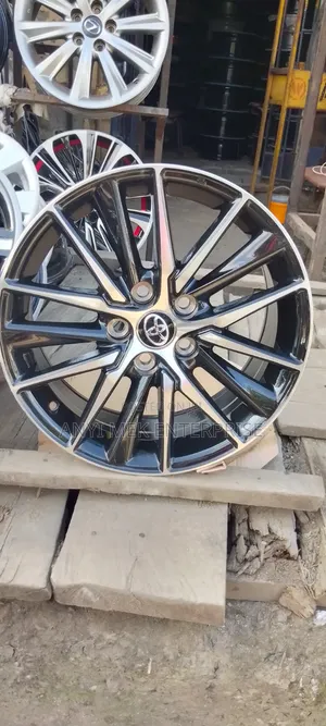 Latest Alloy Rim 18 for Rav4
